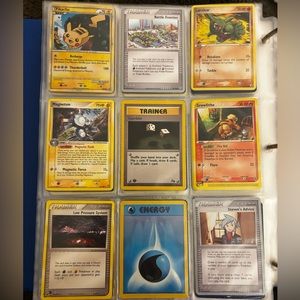 18 Pokémon cards including one pikachu card